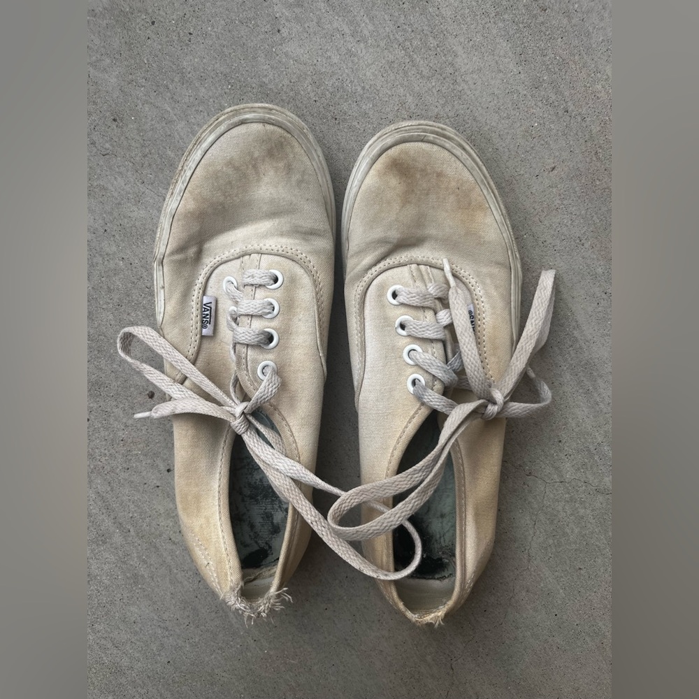 Old white vans